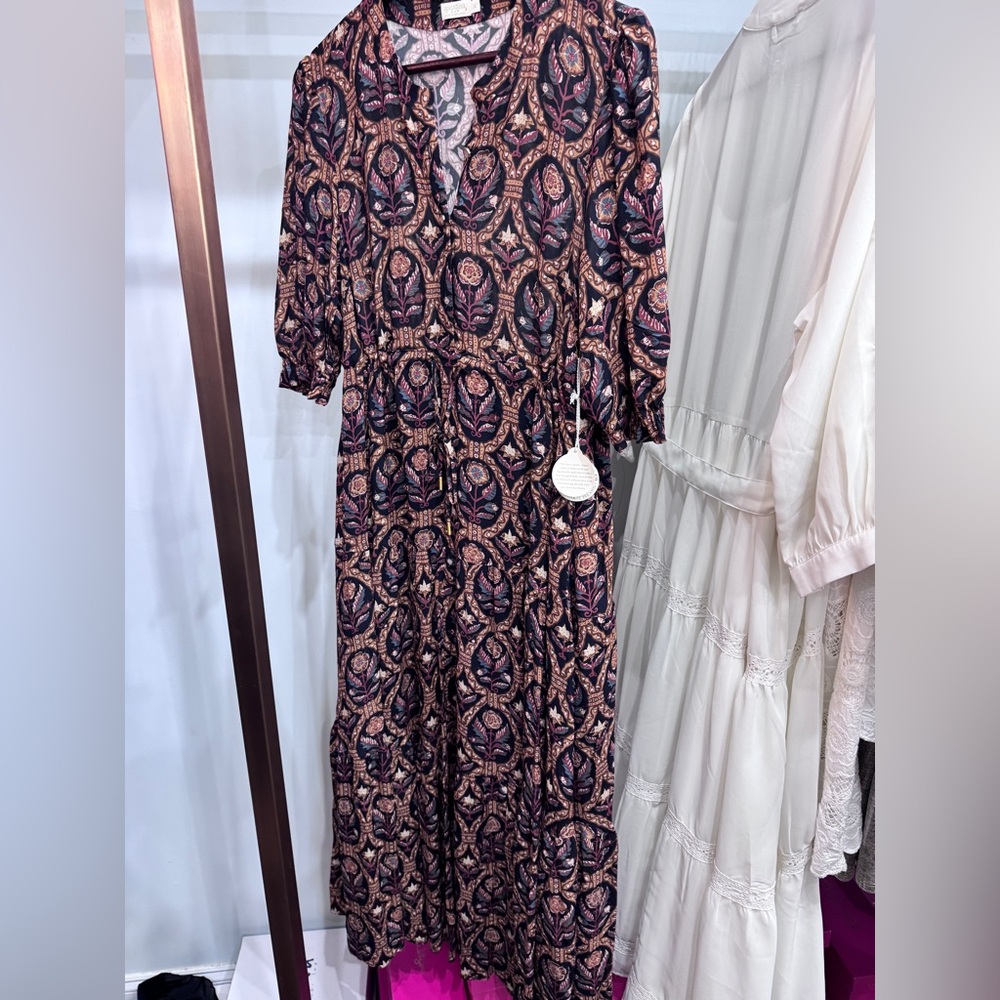 Spartina 449 Black and Gold Long Sleeve Dress (looks dark navy)
